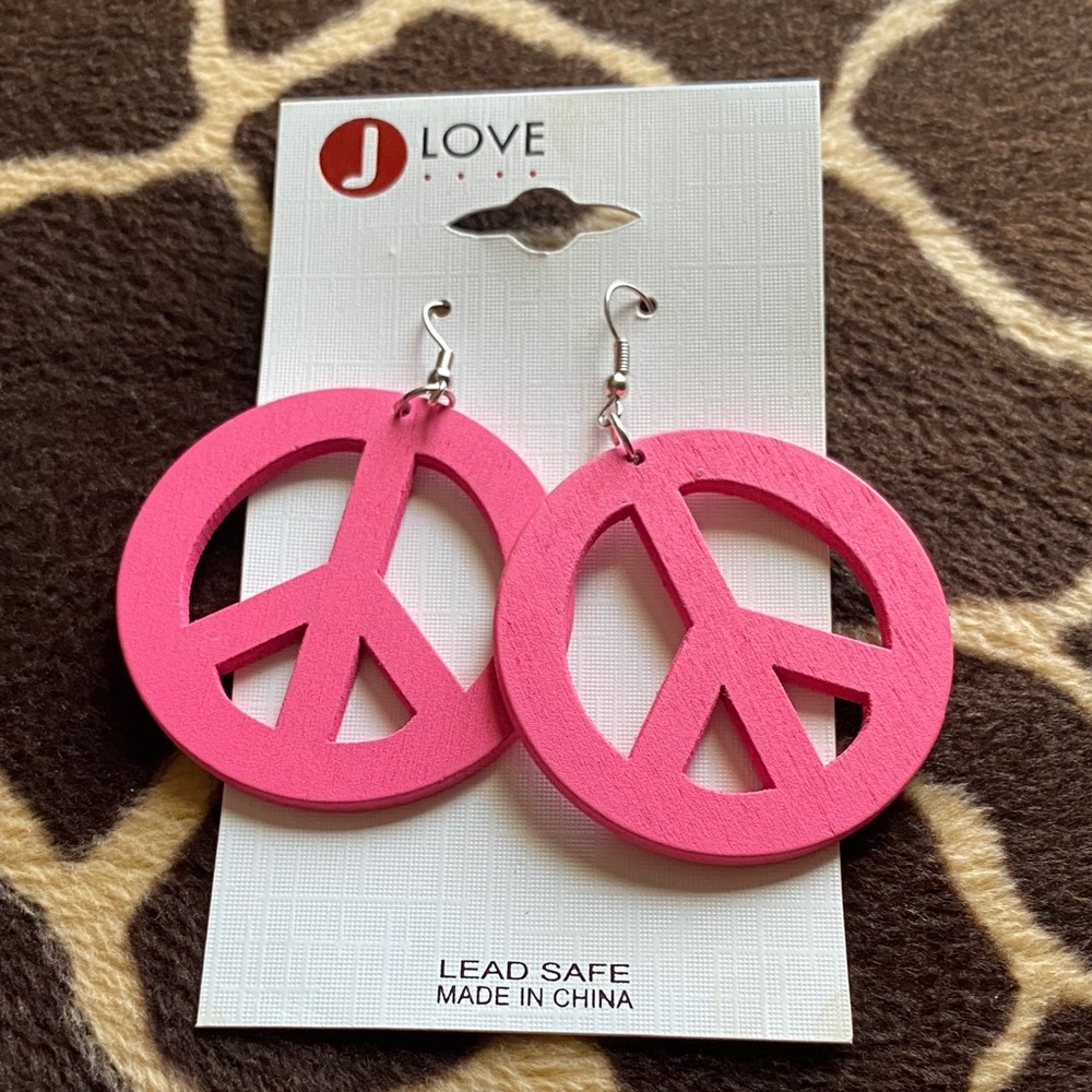 Vintage 90’s Pink Wood Peace Sign Earrings
